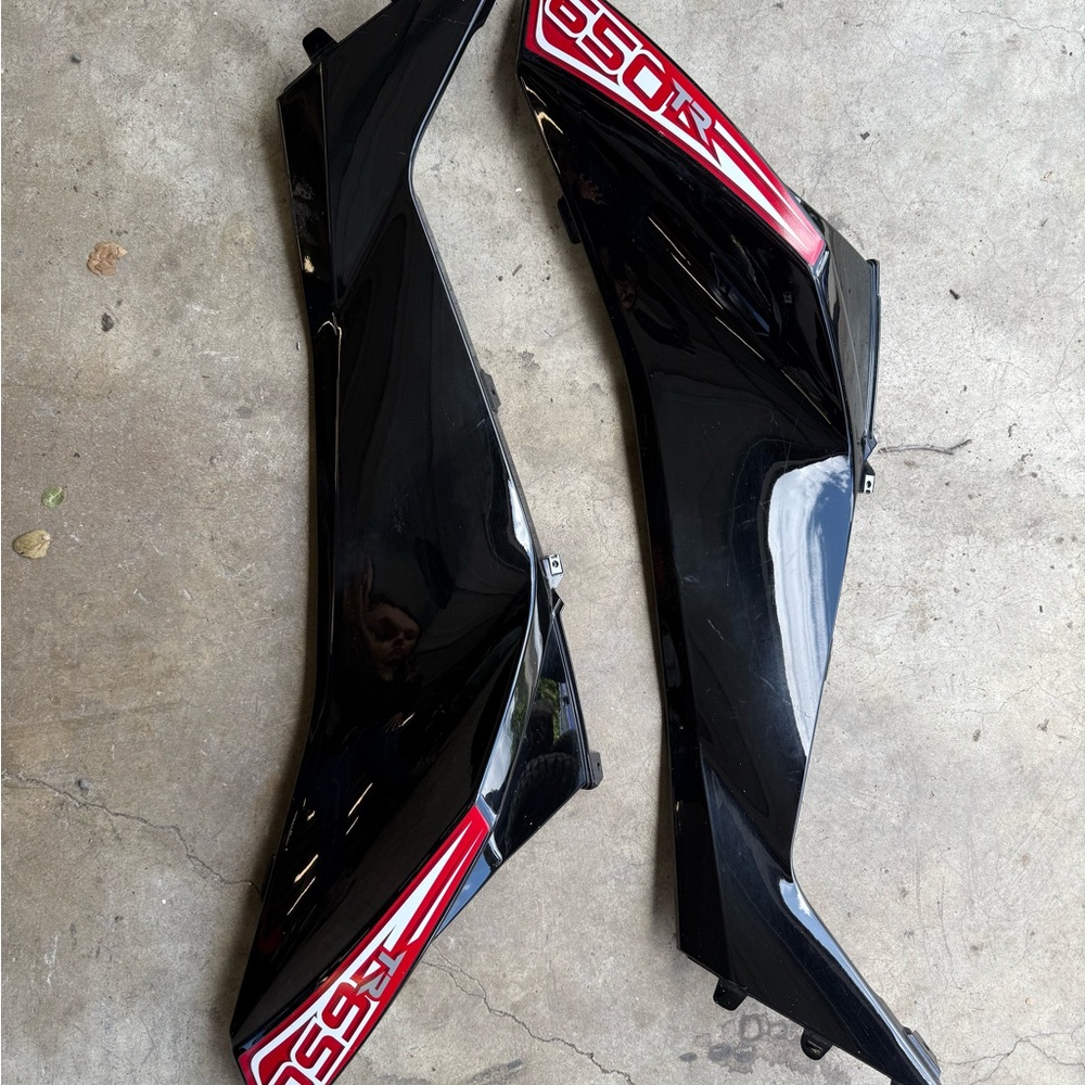 Husqvarna TR 650 Black and Red Motorcycle Plastics